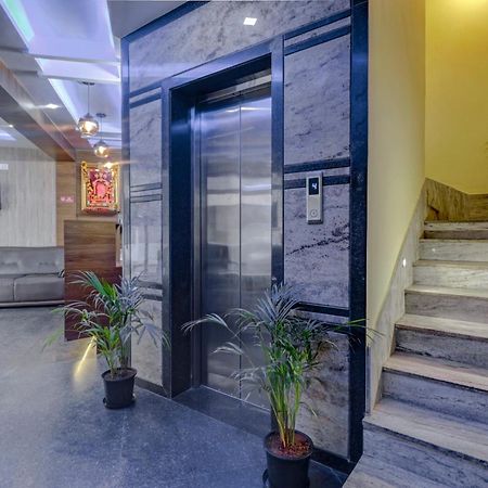 ホテル Collection O Karthika Residency バンガロール エクステリア 写真